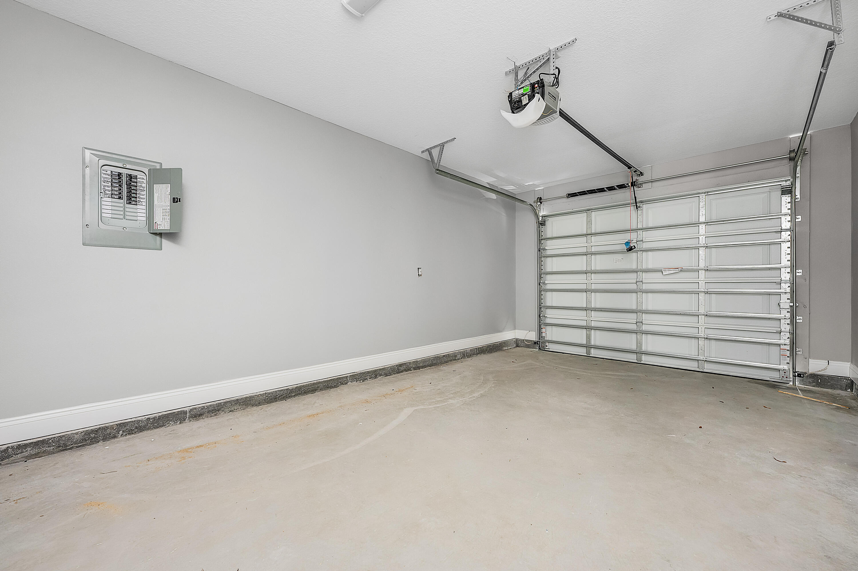 5292 Kervin Road Crestview, FL 32539 - Photo 27 of 33 5292 Kervin Rd-Crestview-24