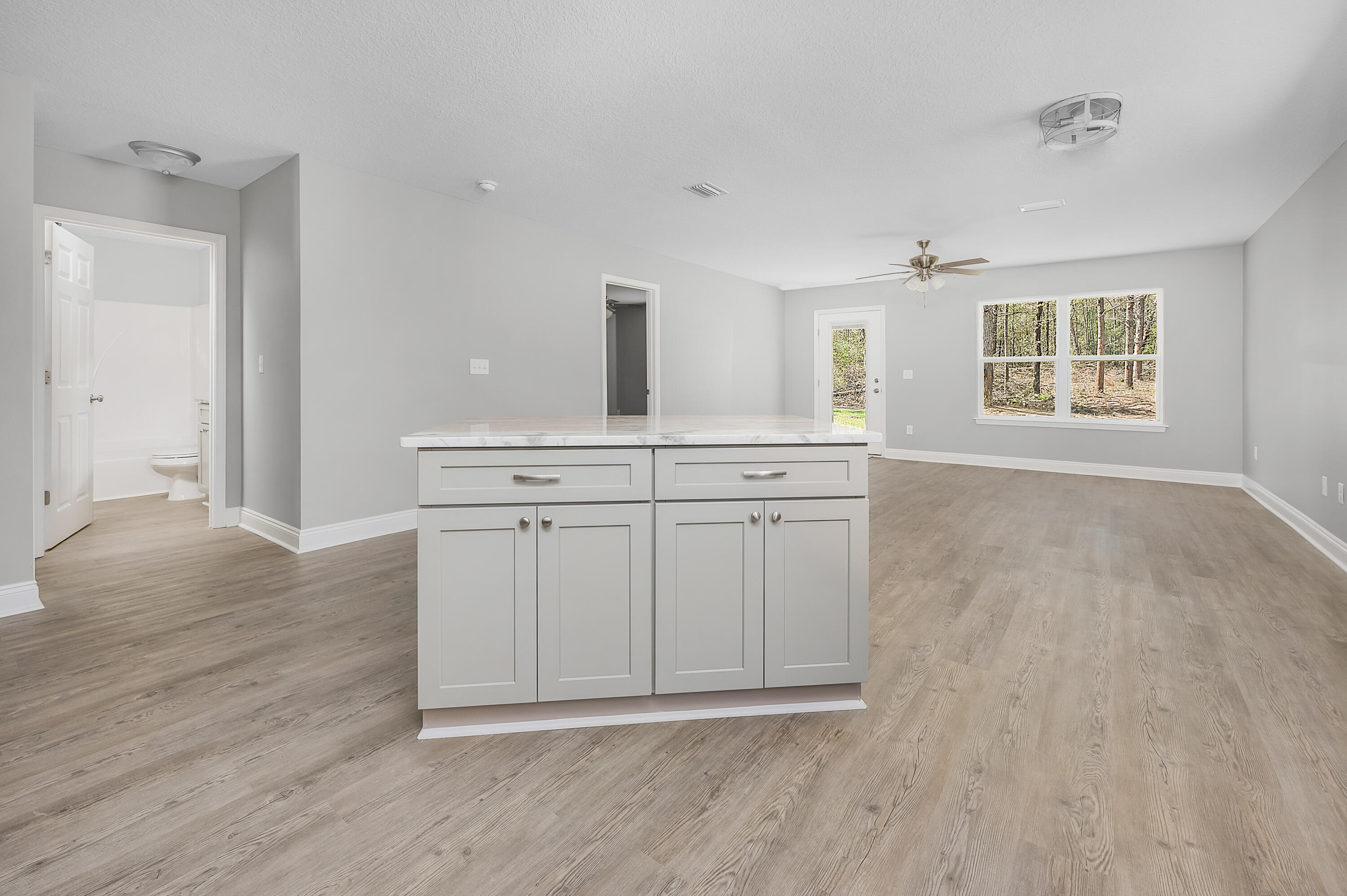 5292 Kervin Road Crestview, FL 32539 - Photo 8 of 33 5292 Kervin Rd-Crestview-5