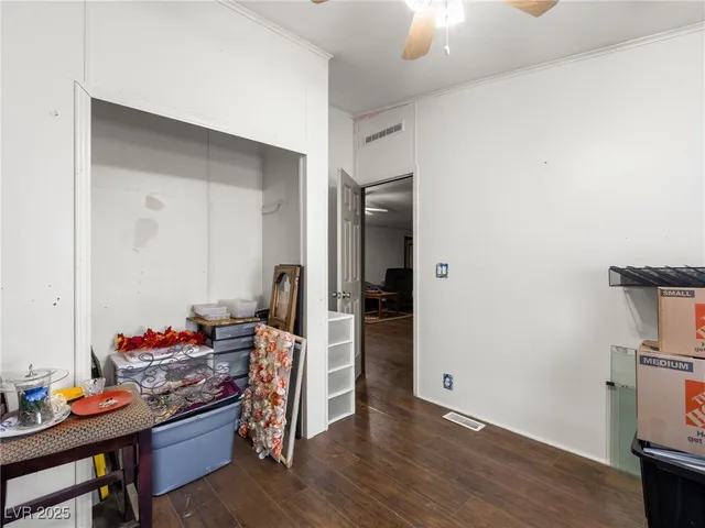 $300,000 | 5521 Saddletree Road, Pahrump, NV 89061