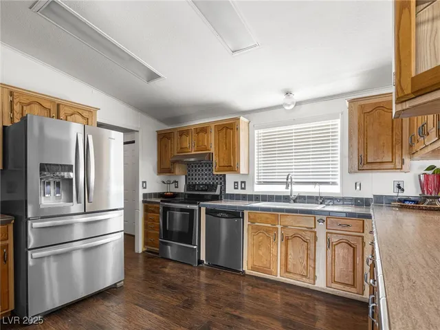 $300,000 | 5521 Saddletree Road, Pahrump, NV 89061