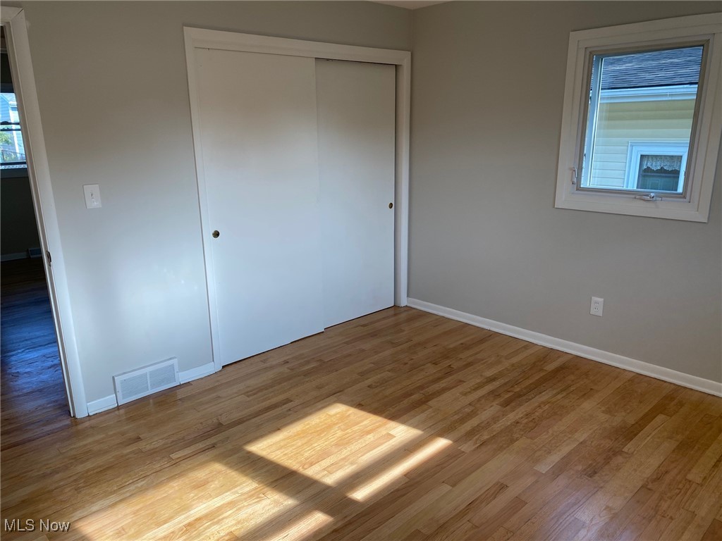 6261 Springwood Road Cleveland, OH 44130 - Photo 16 of 27 A third first floor bedroom with generous closet space