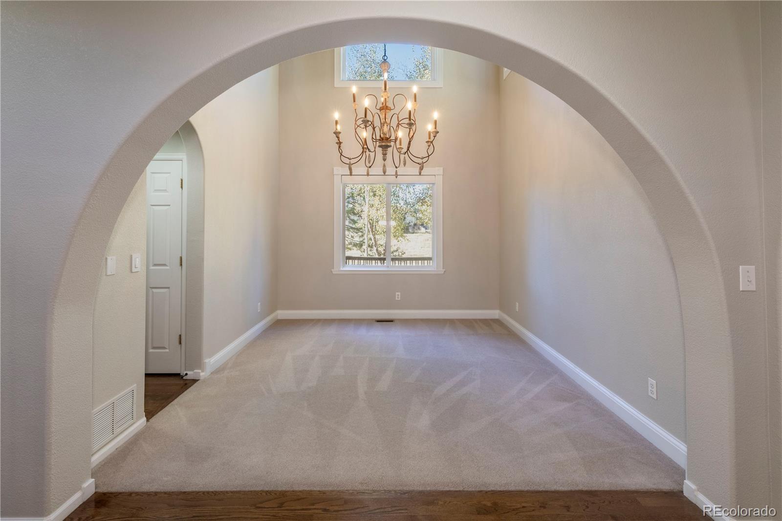 2675 Timberchase Trail Highlands Ranch, CO 80126 - Photo 6 of 50 Gallery Image 6