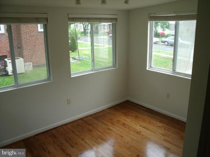 1602 Neely Road Silver Spring, MD 20903 - Photo 7 of 23 Dining Room