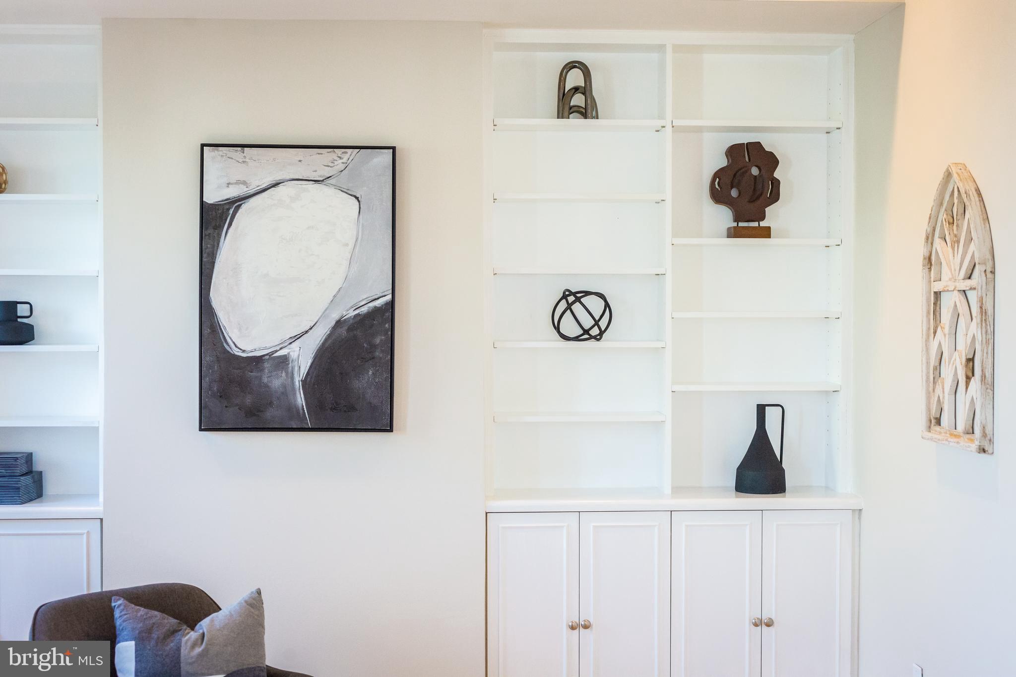 1311 Riggs Street Northwest Washington, DC 20009 - Photo 32 of 101 a bathroom with a toilet a sink and mirror
