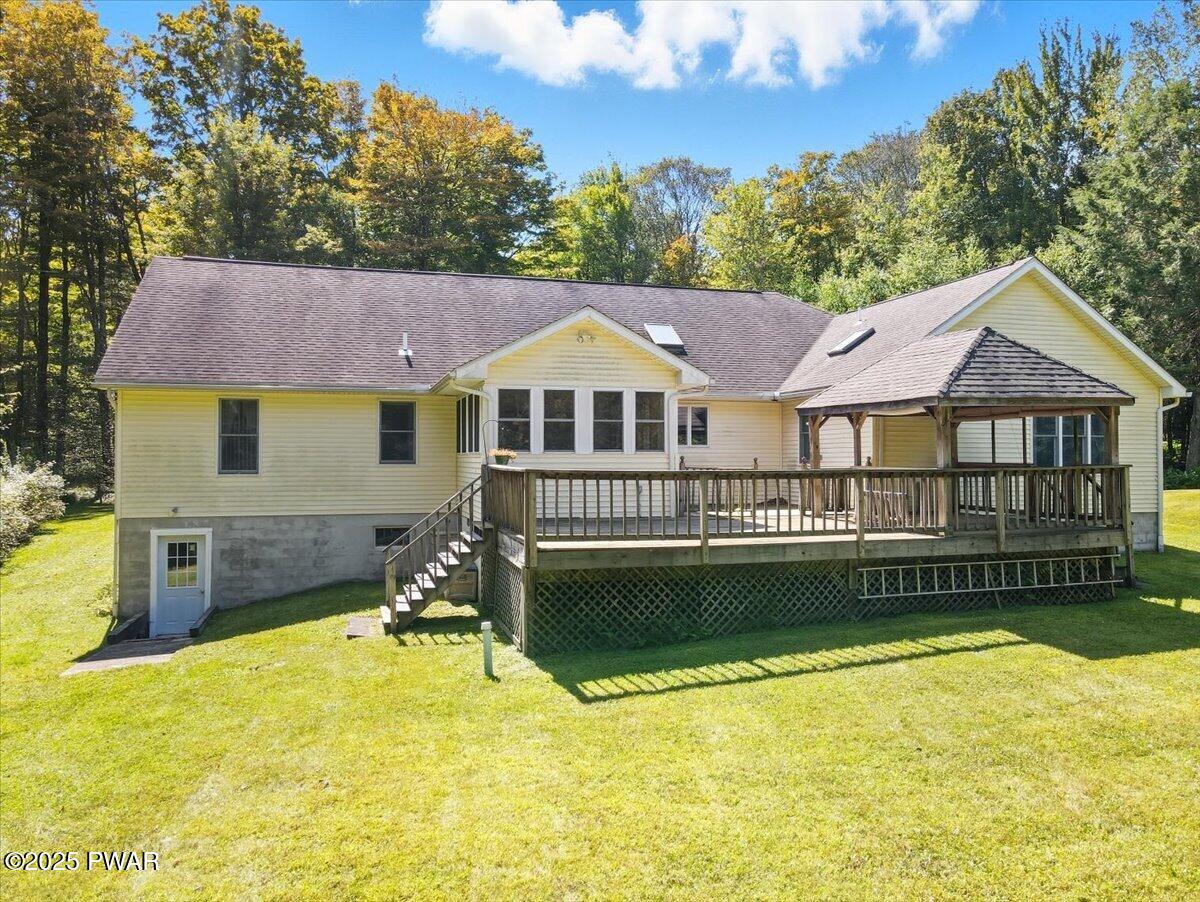 127 Huckleberry Road Newfoundland, PA 18445 - Photo 37 of 40