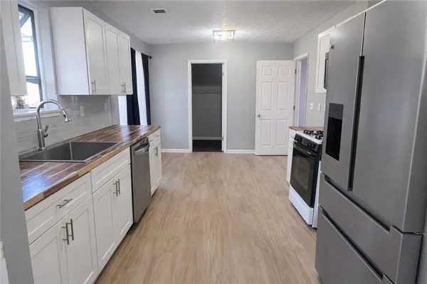 $3,600 | 5145 Paisley Court Northwest, Lilburn, GA 30047