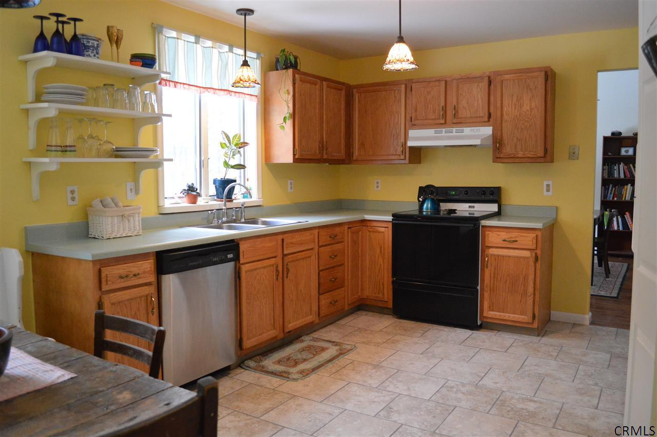 31 Greene Road Greenfield, NY 12833 - Photo 8 of 15 Photo 8
