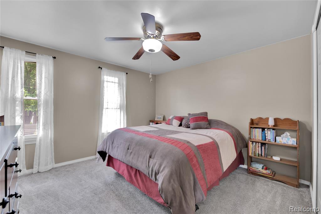 3039 Elmcrest Road Sterling Heights, MI 48310 - Photo 18 of 32
