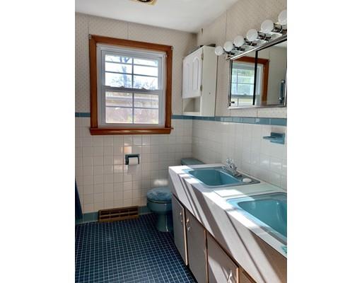2 Eastview Road Hopkinton, MA 01748 - Photo 13 of 22 Gallery Image 13