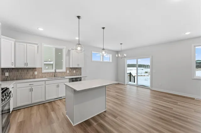 $524,900 | 1561 Creekwood Drive, New Richmond, WI 54017