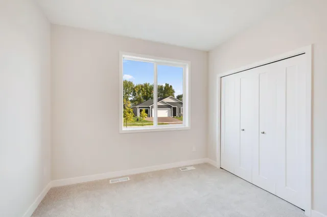 $524,900 | 1561 Creekwood Drive, New Richmond, WI 54017