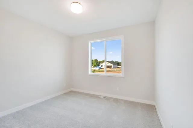 $524,900 | 1561 Creekwood Drive, New Richmond, WI 54017