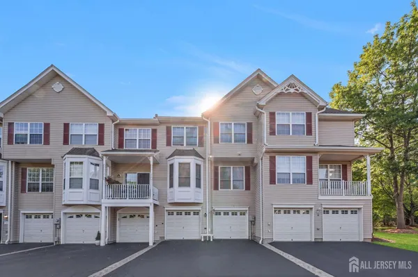 $519,000 | 20 Windham Court, Flemington, NJ 08822