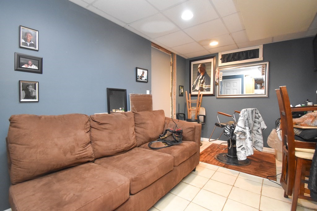 137 Farnham Avenue Springfield, MA 01151 - Photo 21 of 25 Gallery Image 21