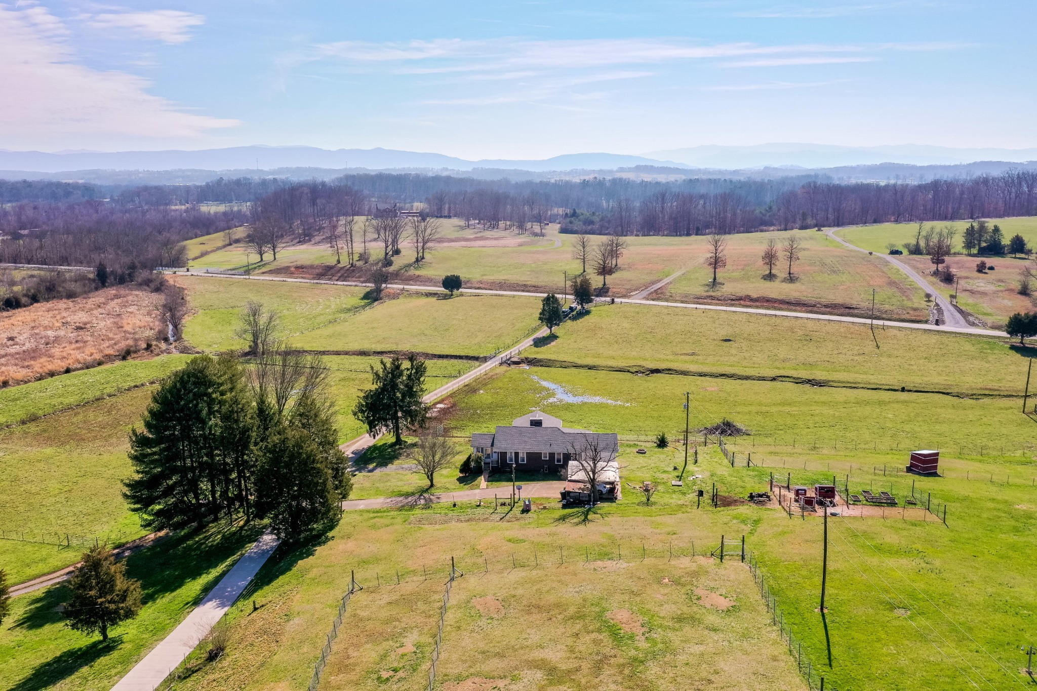 6196 Morganton Road Greenback, TN 37742 - Photo 8 of 38 Gallery Image 8