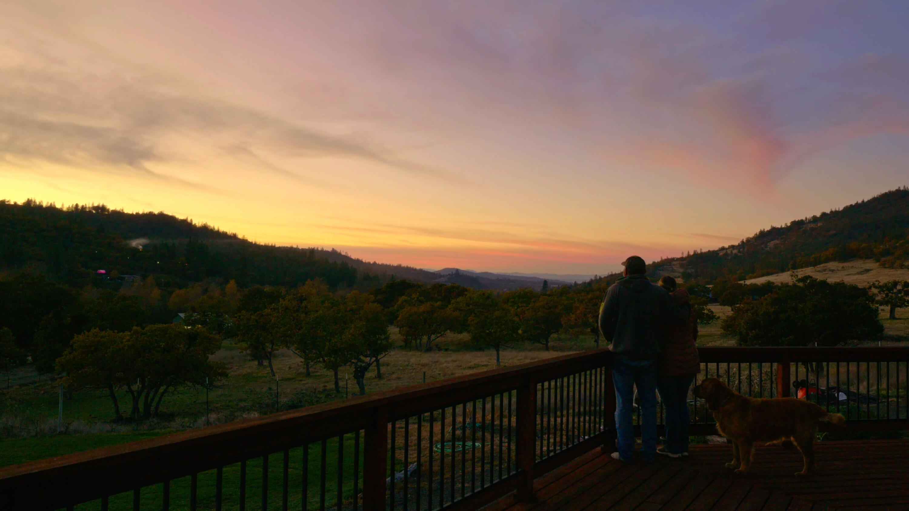 6555 East Antelope Road Eagle Point, OR 97524 - Photo 21 of 30 a view of city and mountain from a balcony