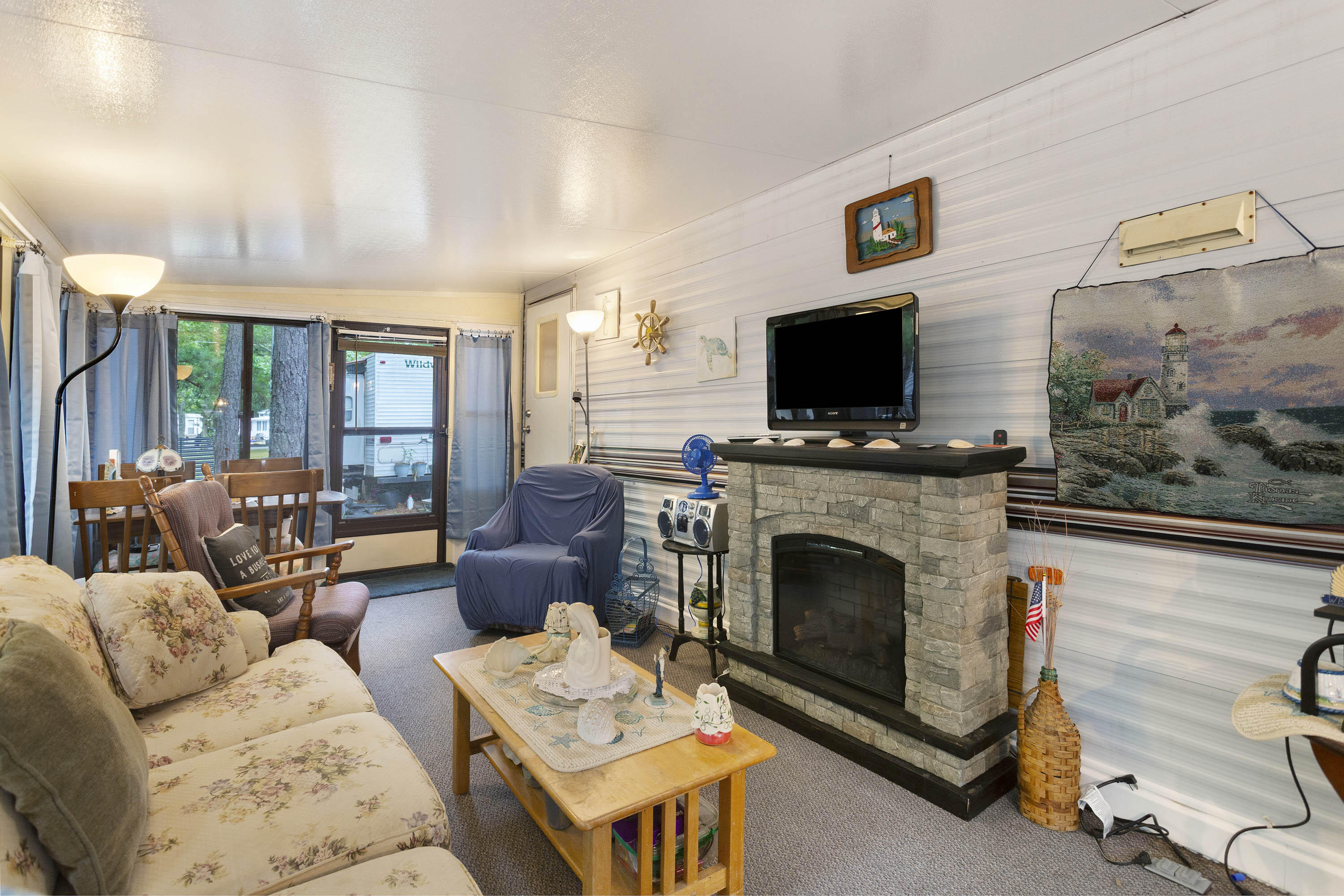 1 Robinson Way, Unit 185 Kennebunk, ME 04043 - Photo 7 of 34 185-YankeeLand-025