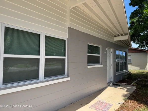 $1,600 | 204 West Alma Drive, Melbourne, FL 32935
