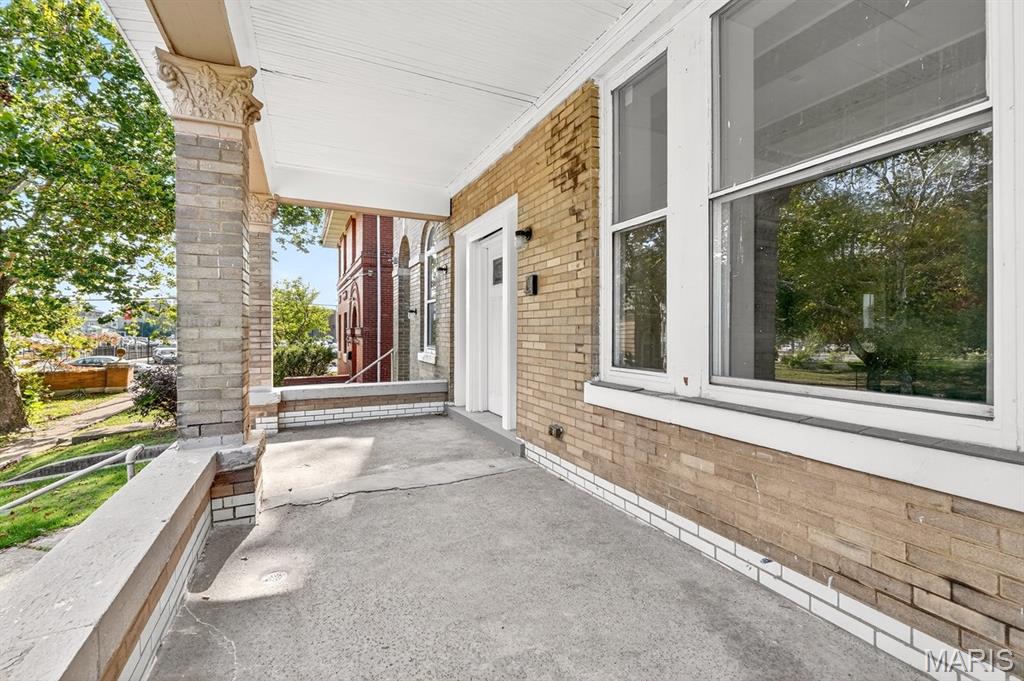 4 Lewis Place St. Louis, MO 63113 - Photo 8 of 27