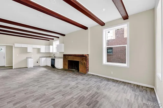 $200,000 | 4 Lewis Place, St. Louis, MO 63113