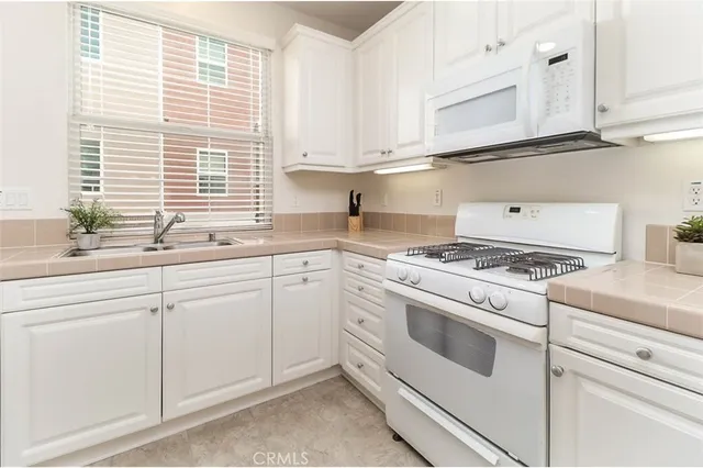 a view of entryway with stairs