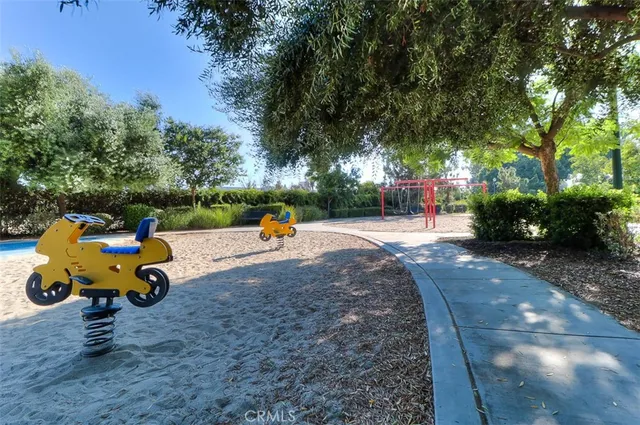 $3,400 | 754 West 1st Street, Claremont, CA 91711