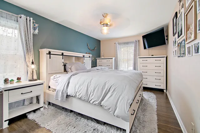 $289,900 | 18524 Gottschalk Avenue, Homewood, IL 60430