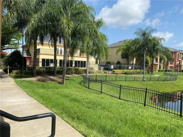 $1,650 | 10861 Windsor Walk Drive, Unit 7103, Orlando, FL 32837