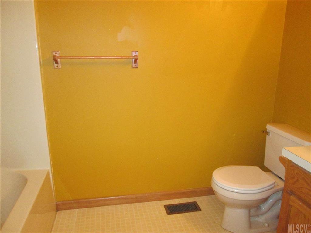 238 Legion Road Hudson, NC 28638 - Photo 11 of 24 Gallery Image 11