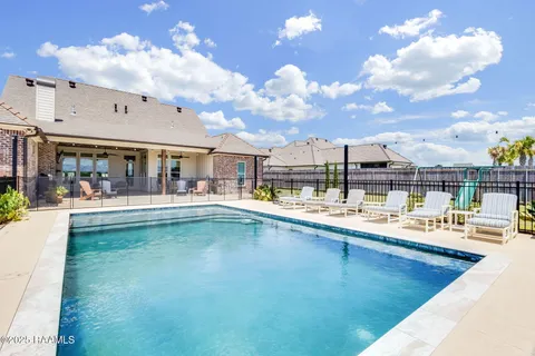 $935,000 | 307 Stony Trek Drive, Youngsville, LA 70592