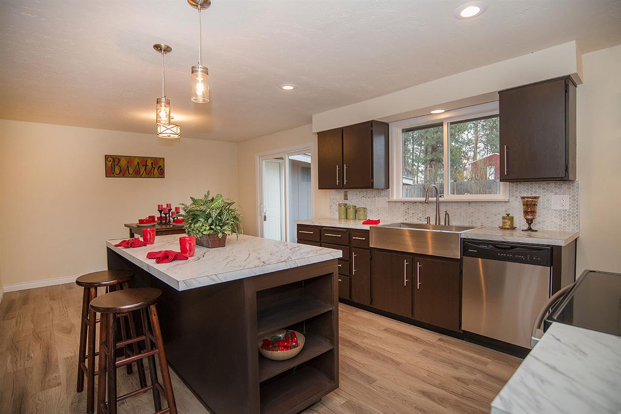 1209 South Woodruff Road Spokane Valley, WA 99206 - Photo 5 of 20 Gallery Image 5