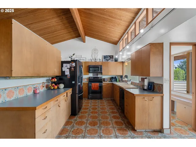 $655,000 | 5240 Sollie Smith Road North, Tillamook, OR 97141