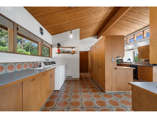 $655,000 | 5240 Sollie Smith Road North, Tillamook, OR 97141