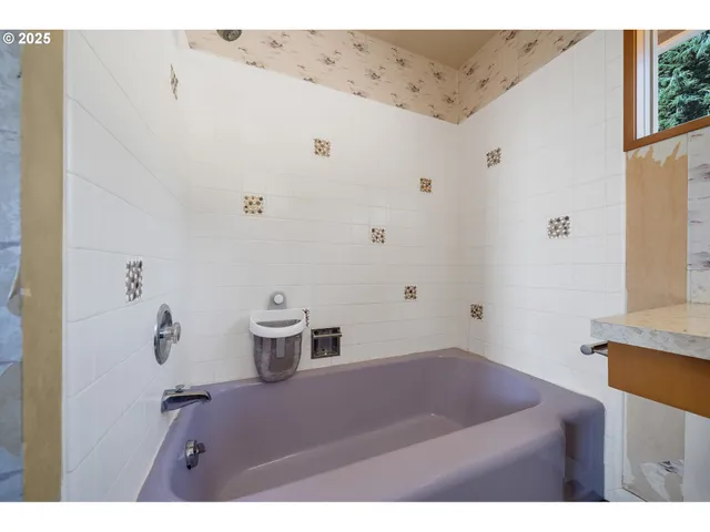 $655,000 | 5240 Sollie Smith Road North, Tillamook, OR 97141