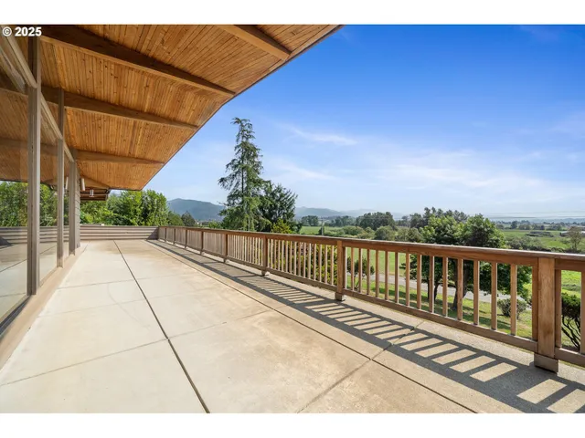 $655,000 | 5240 Sollie Smith Road North, Tillamook, OR 97141