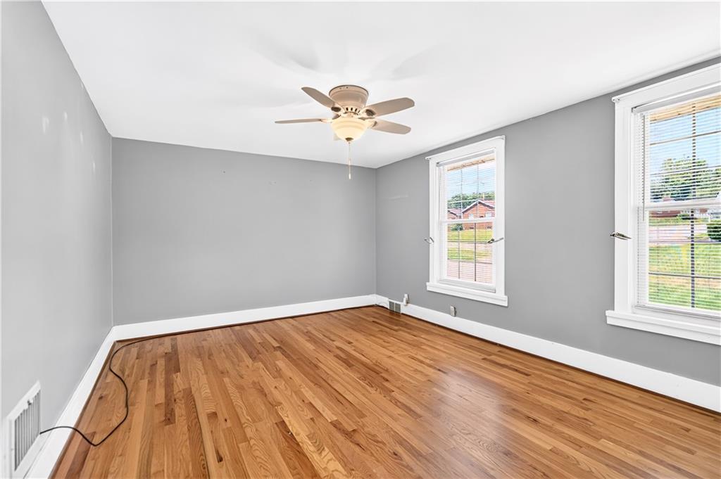 781 Elk Avenue Rochester, PA 15074 - Photo 31 of 50