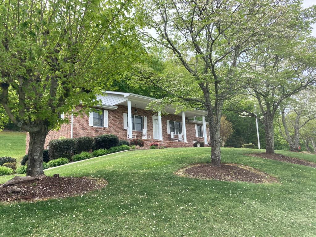 530 Tipton Road Unicoi, TN 37692 - Photo 1 of 23 IMG_0496 (1)