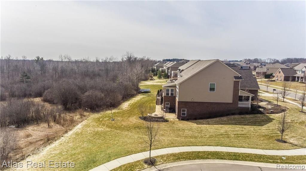 4319 Bluff Point Clarkston, MI 48348 - Photo 21 of 97 Gallery Image 21