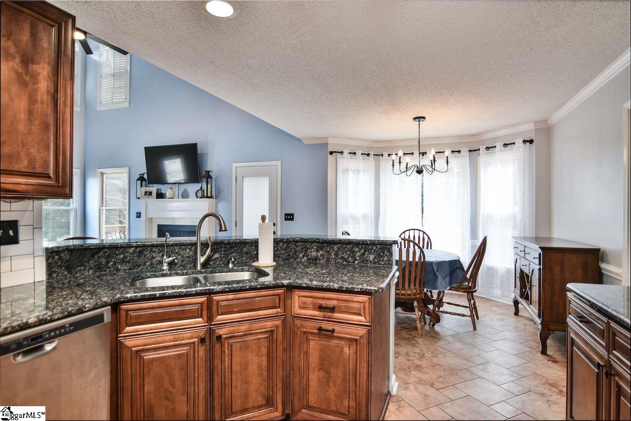 4 Meadow Ridge Drive Greer, SC 29651 - Photo 16 of 36 Gallery Image 16