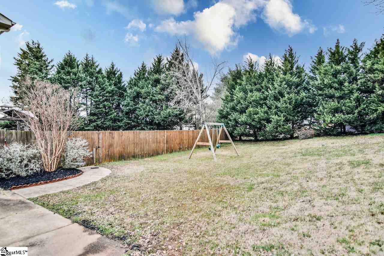 4 Meadow Ridge Drive Greer, SC 29651 - Photo 3 of 36 Gallery Image 3