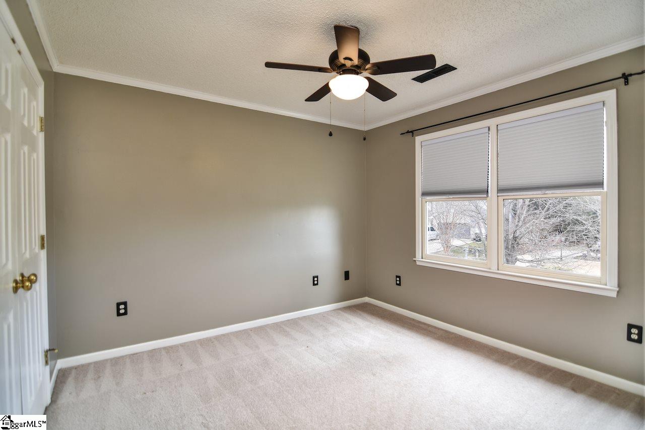 4 Meadow Ridge Drive Greer, SC 29651 - Photo 31 of 36 Gallery Image 31