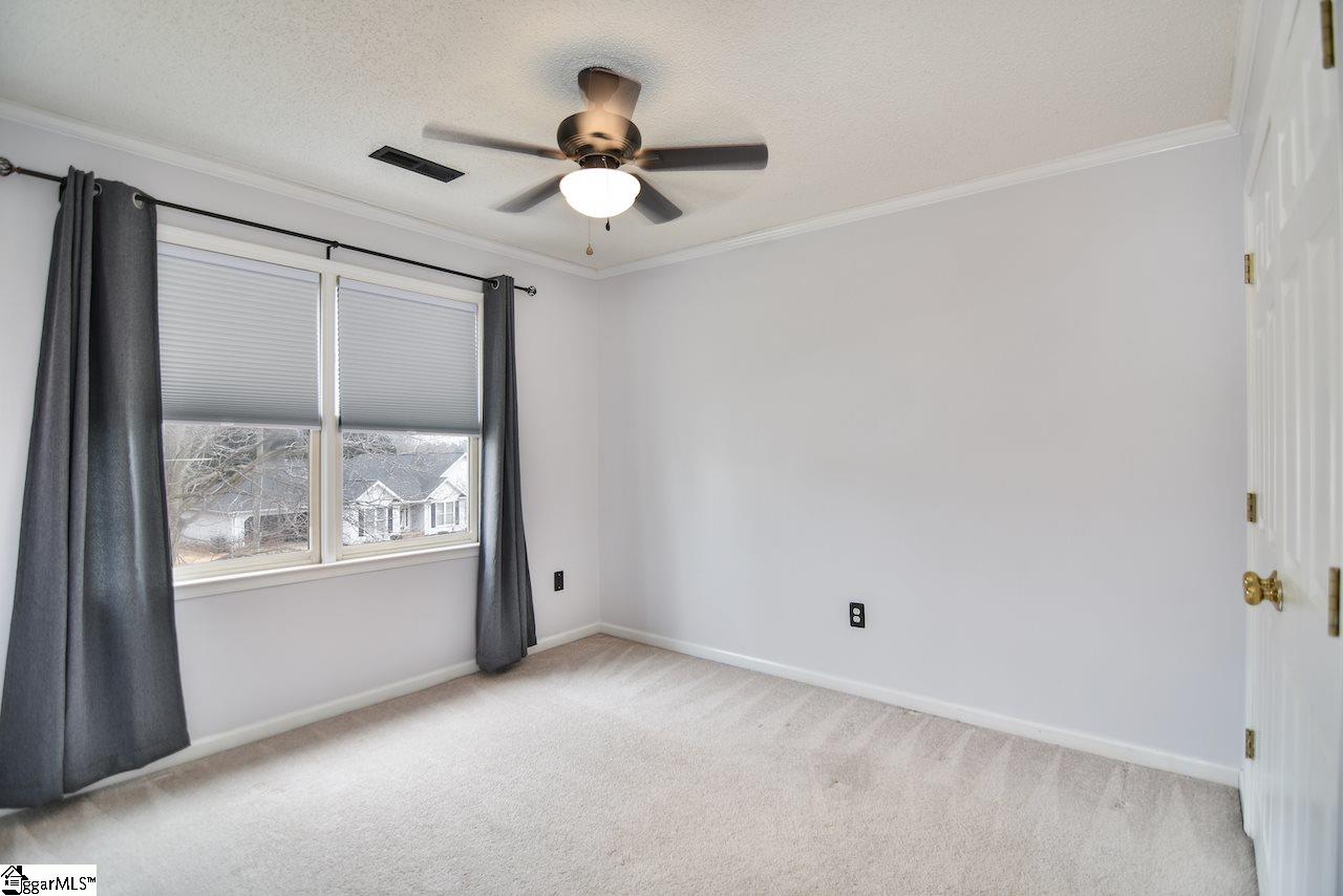 4 Meadow Ridge Drive Greer, SC 29651 - Photo 33 of 36 Gallery Image 33