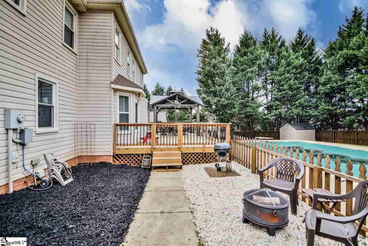 4 Meadow Ridge Drive Greer, SC 29651 - Photo 10 of 36 Gallery Image 10