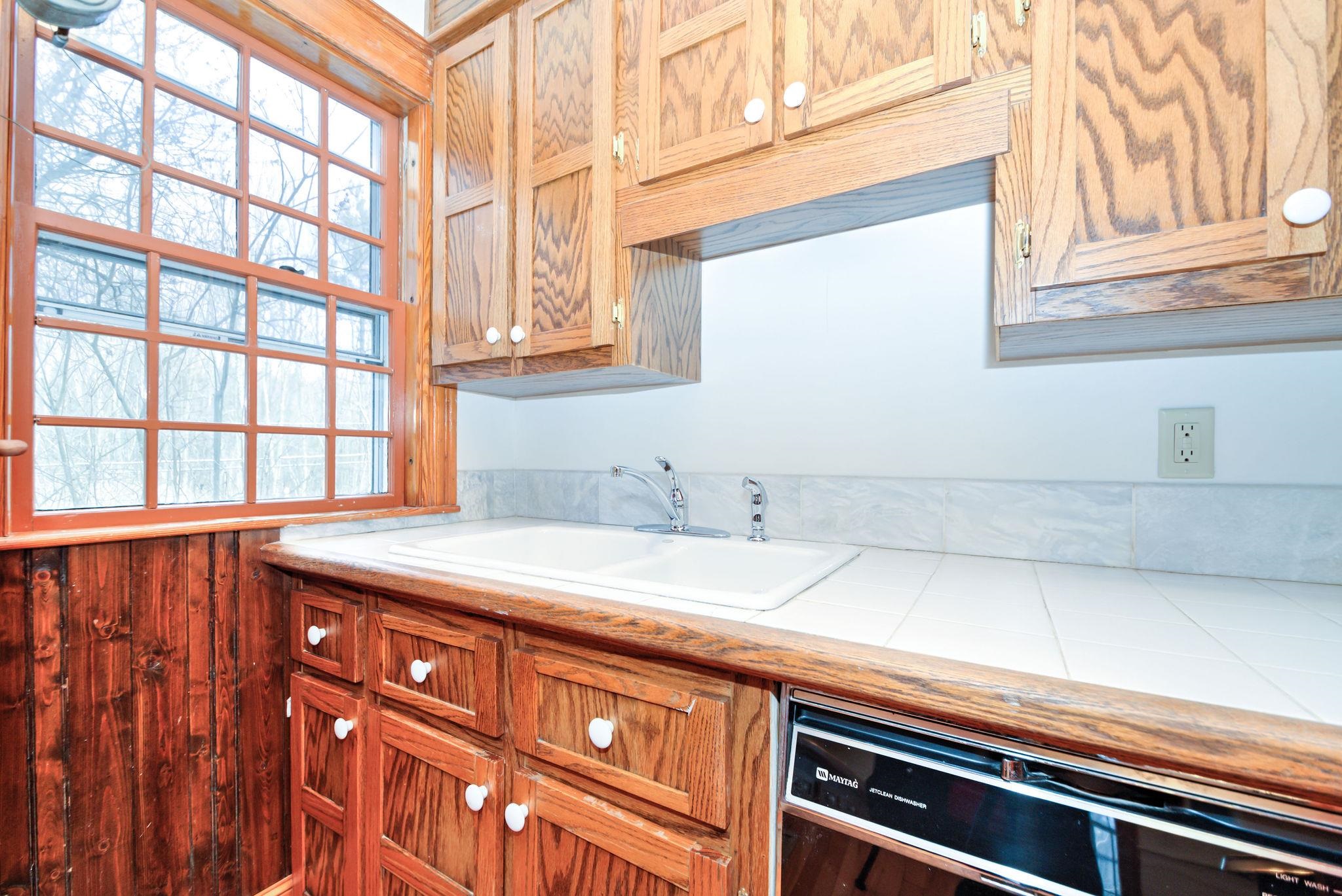 98 Castle Hill Road Windham, NH 03087 - Photo 11 of 40