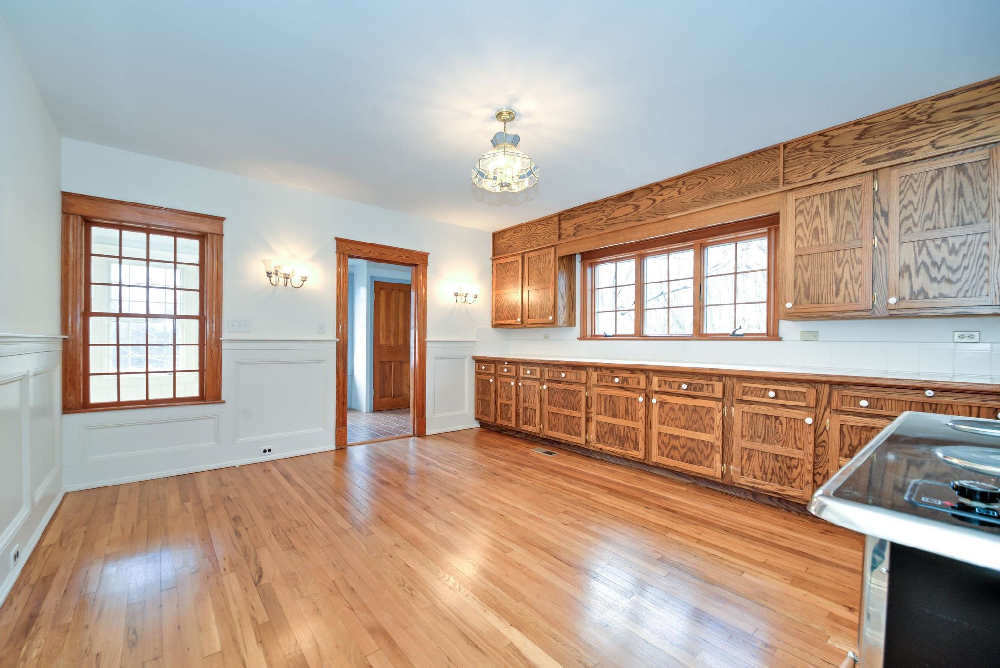 98 Castle Hill Road Windham, NH 03087 - Photo 14 of 40