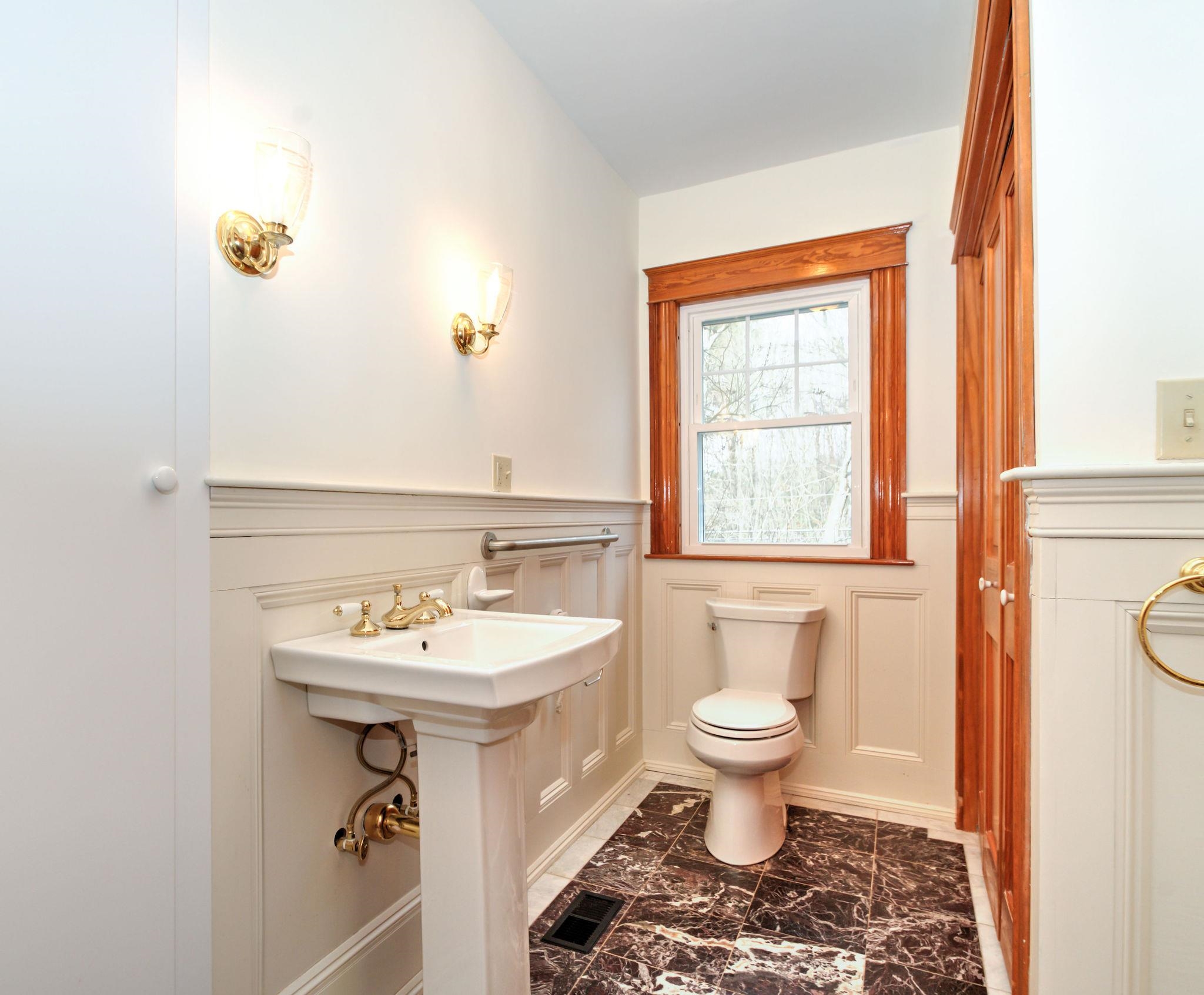 98 Castle Hill Road Windham, NH 03087 - Photo 21 of 40