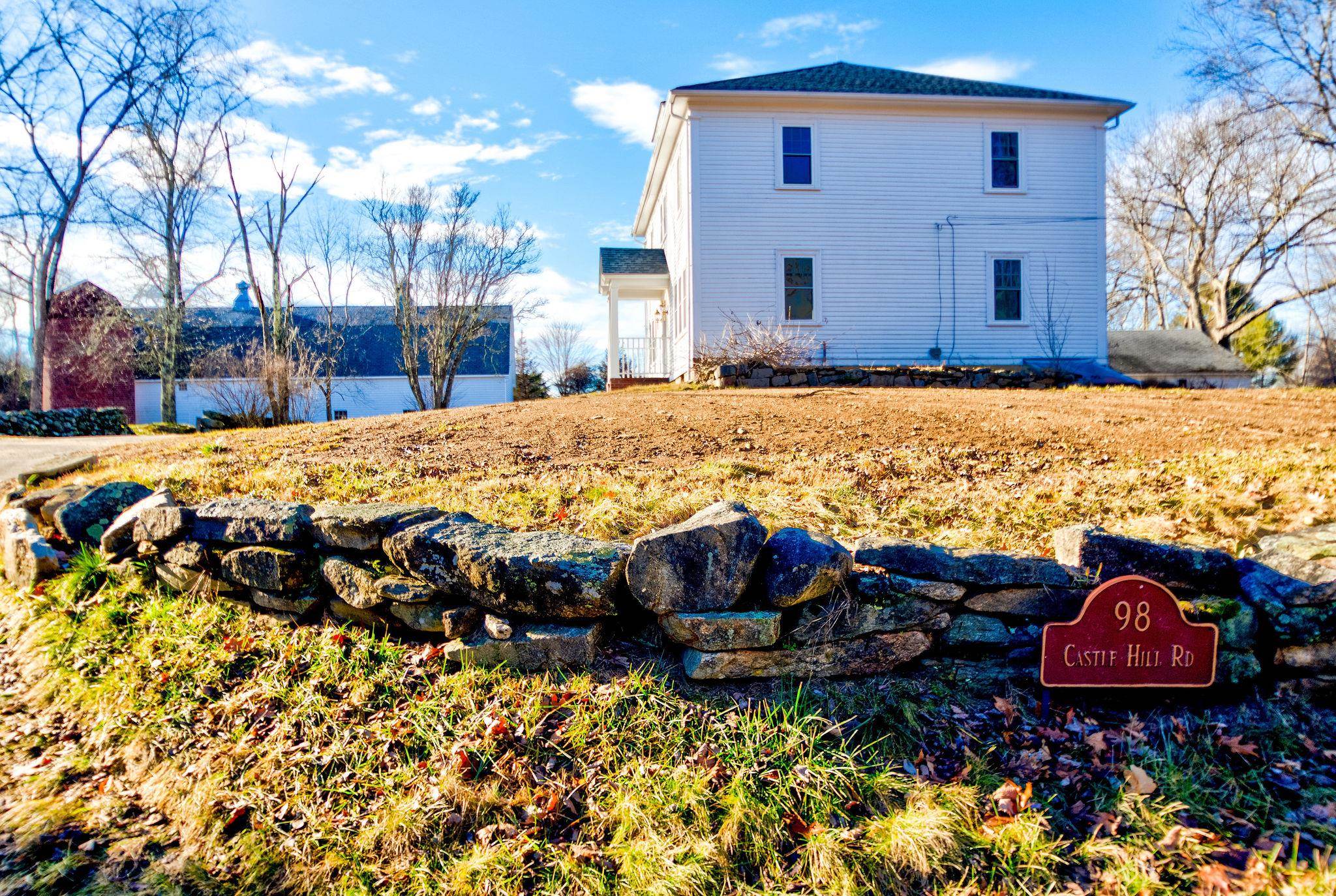 98 Castle Hill Road Windham, NH 03087 - Photo 23 of 40