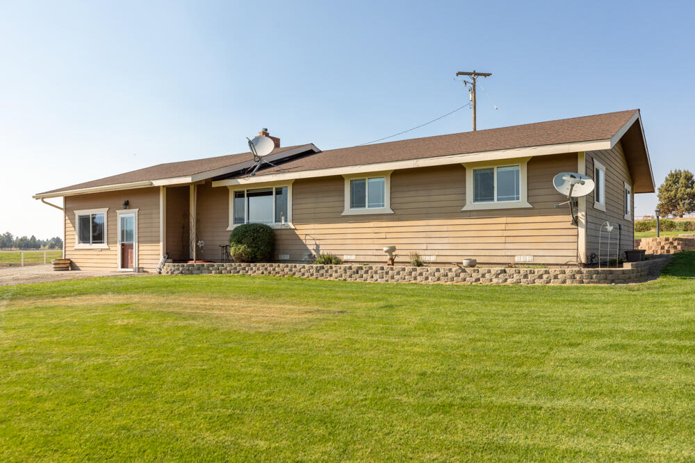 7150 Bunn Road Bonanza, OR 97623 - Photo 5 of 73 7150BunnRd.-40