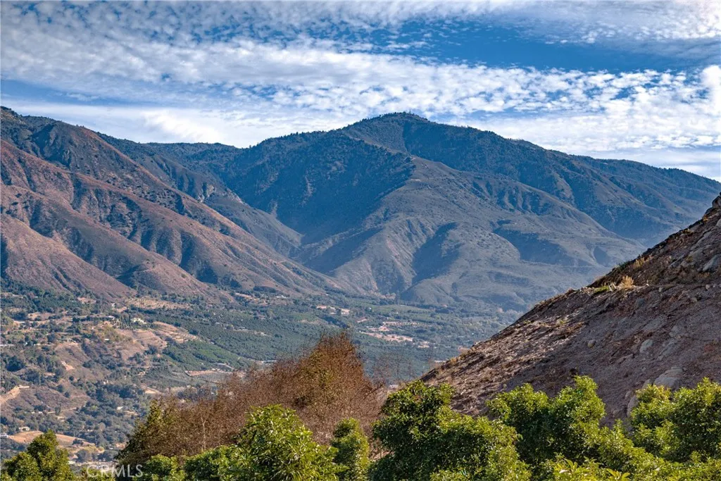 49 Maridge Valley Center Valley Center, CA 92082 - Photo 5 of 9