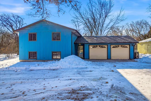 $350,000 | 1792 County Road 5 Northwest, Isanti, MN 55040